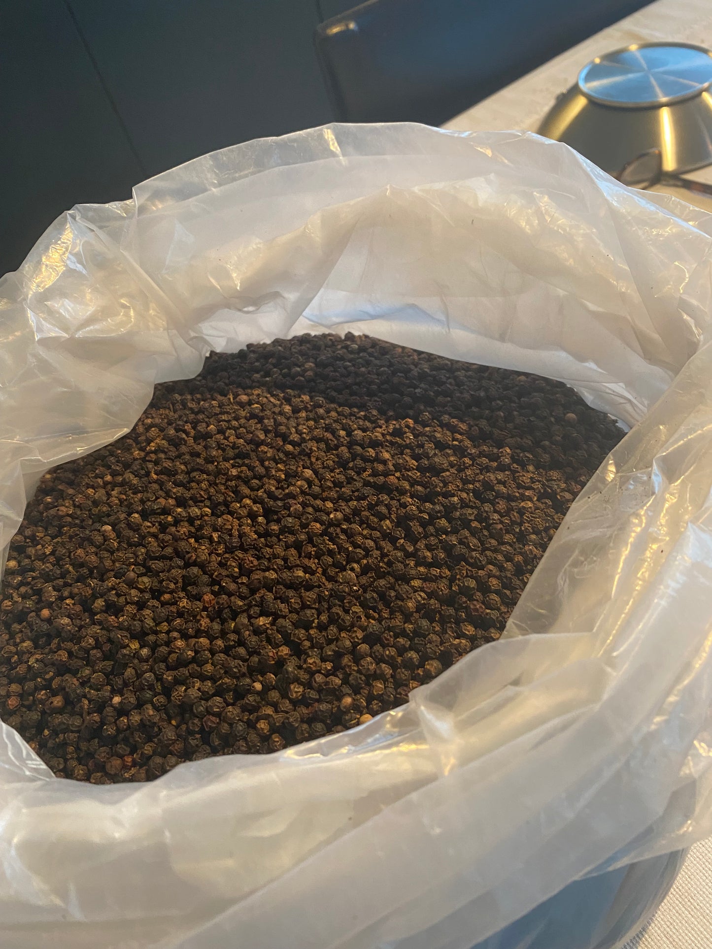 Pfefferkörner schwarz aus dem Pfefferland Kerala, Indien