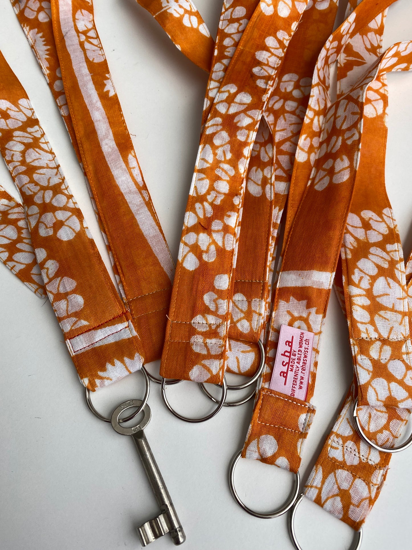 Schlüsselanhänger textil lang