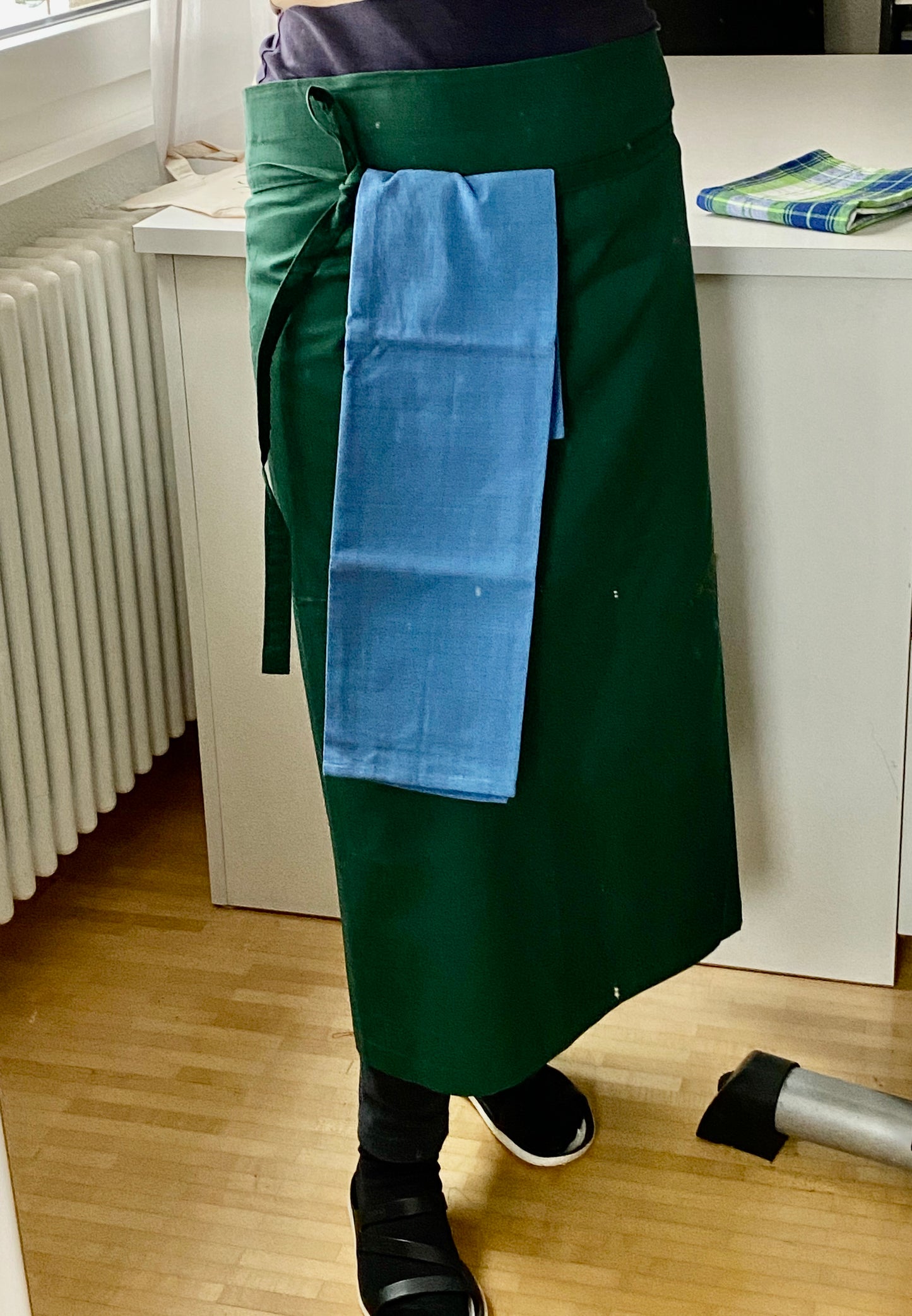 Halbschürzen oder Bistroschürzen unifarbig